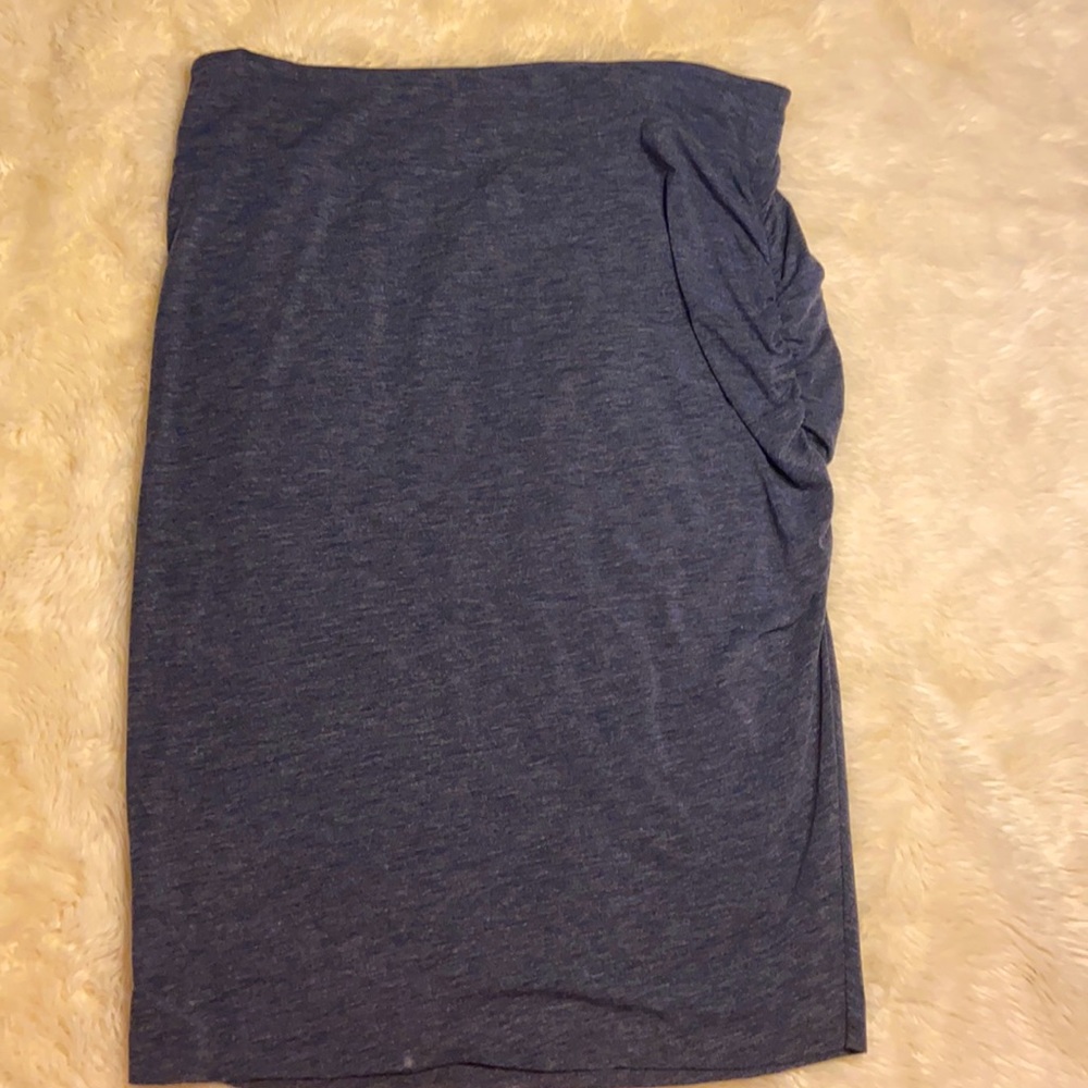 Treasure Bond skirt, size XL